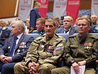Первые участники региональной программы «Наши Герои» встретились сегодня с губернатором Саратовской области