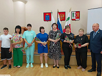 Вручены памятные знаки семьям погибших участников СВО