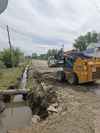 Центральная  площадь  в п.Горный продолжает благоустраиваться